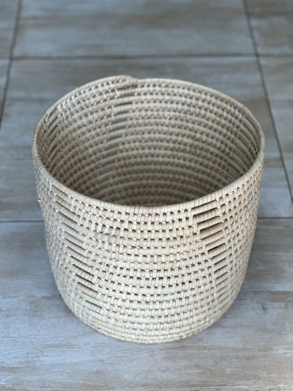 XL Neutral Basket - Open Design